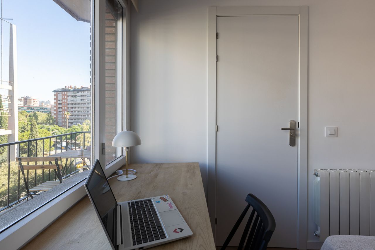 Avenida Madrid 110 Individual superior con baño privado 5