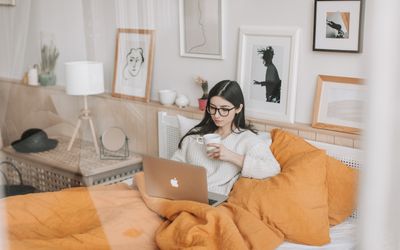 ¿Vale la pena vivir en un coliving en Valencia si trabajas remoto y no conoces a nadie?