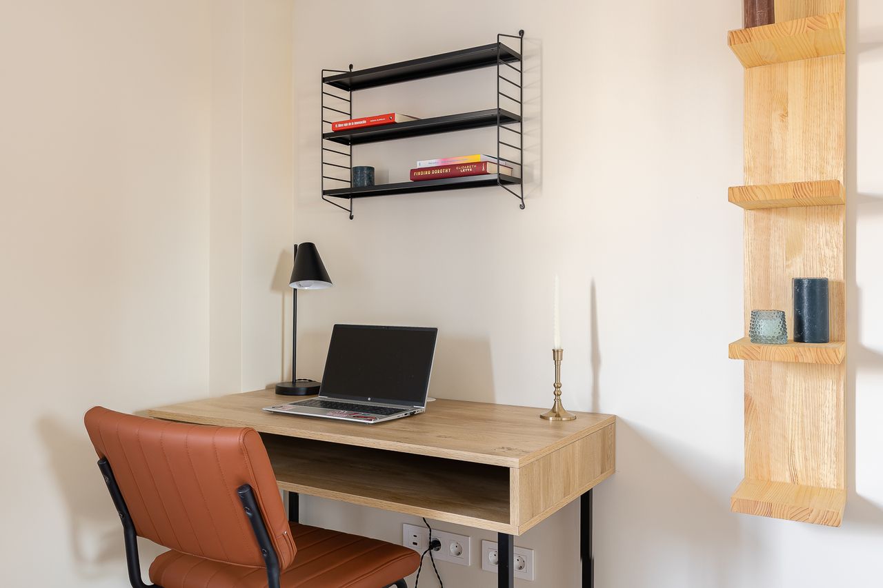 Corsega 396 Individual superior con baño privado 3