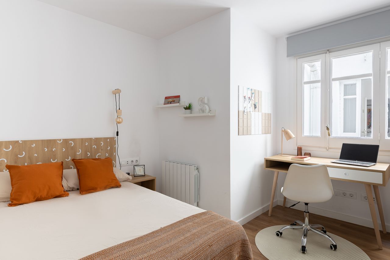 Napols 206 Individual superior con baño privado 1