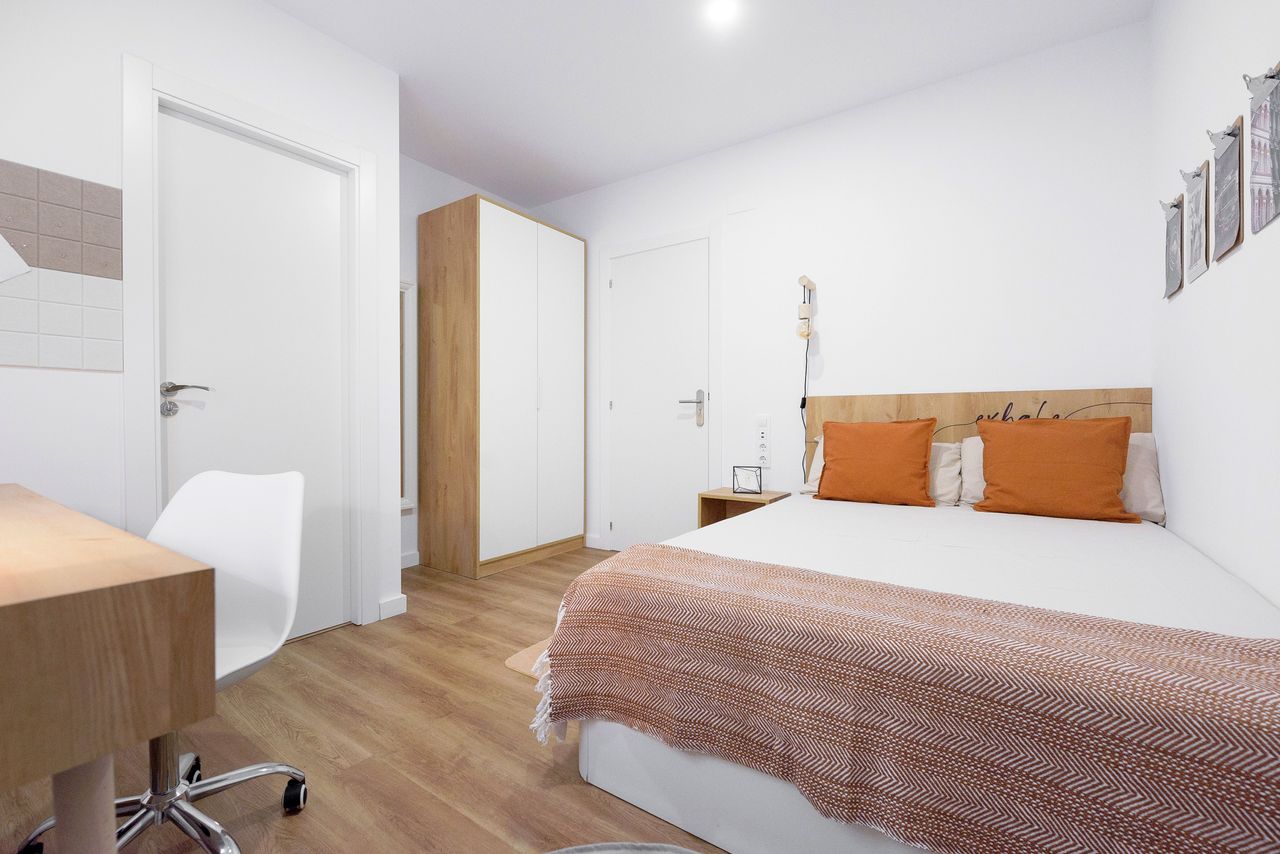 Napols 206 Individual superior con baño privado 4