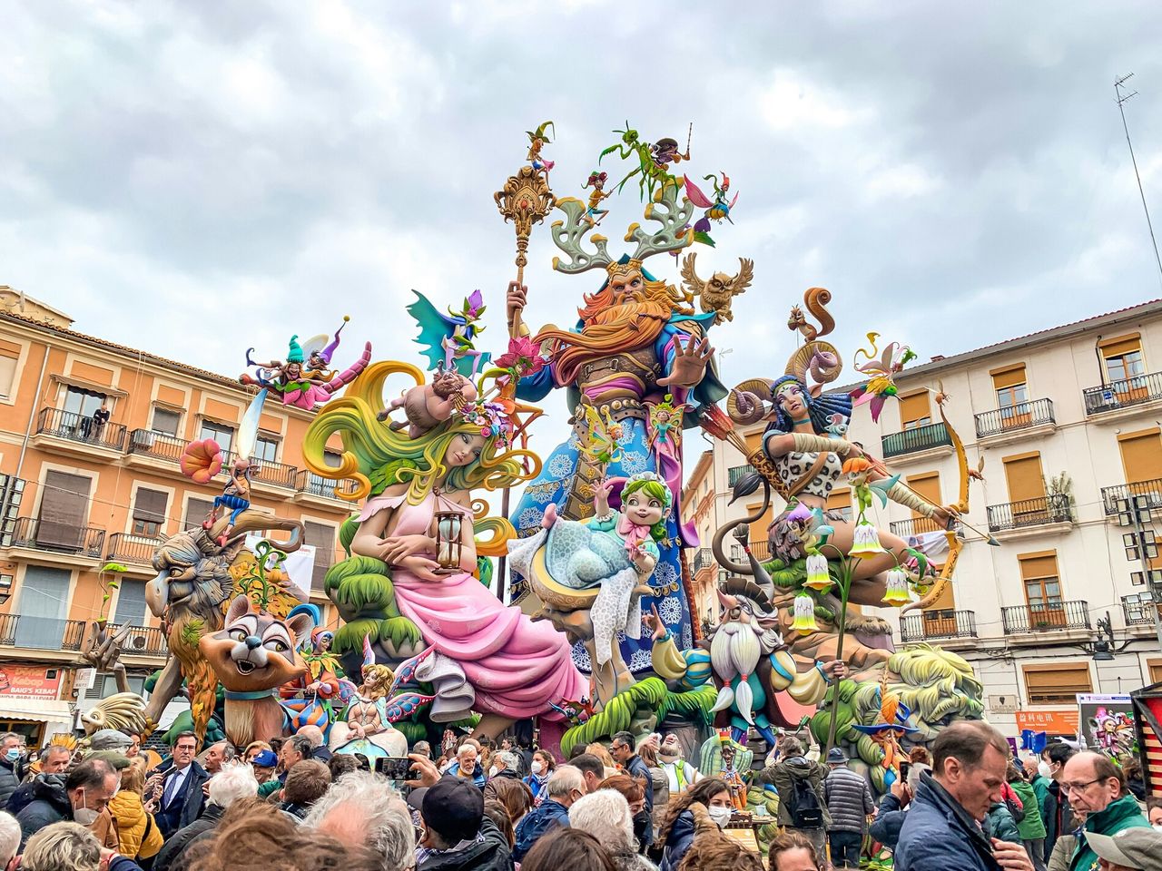 Fallas de Valencia 2024: el evento mas cañero del año